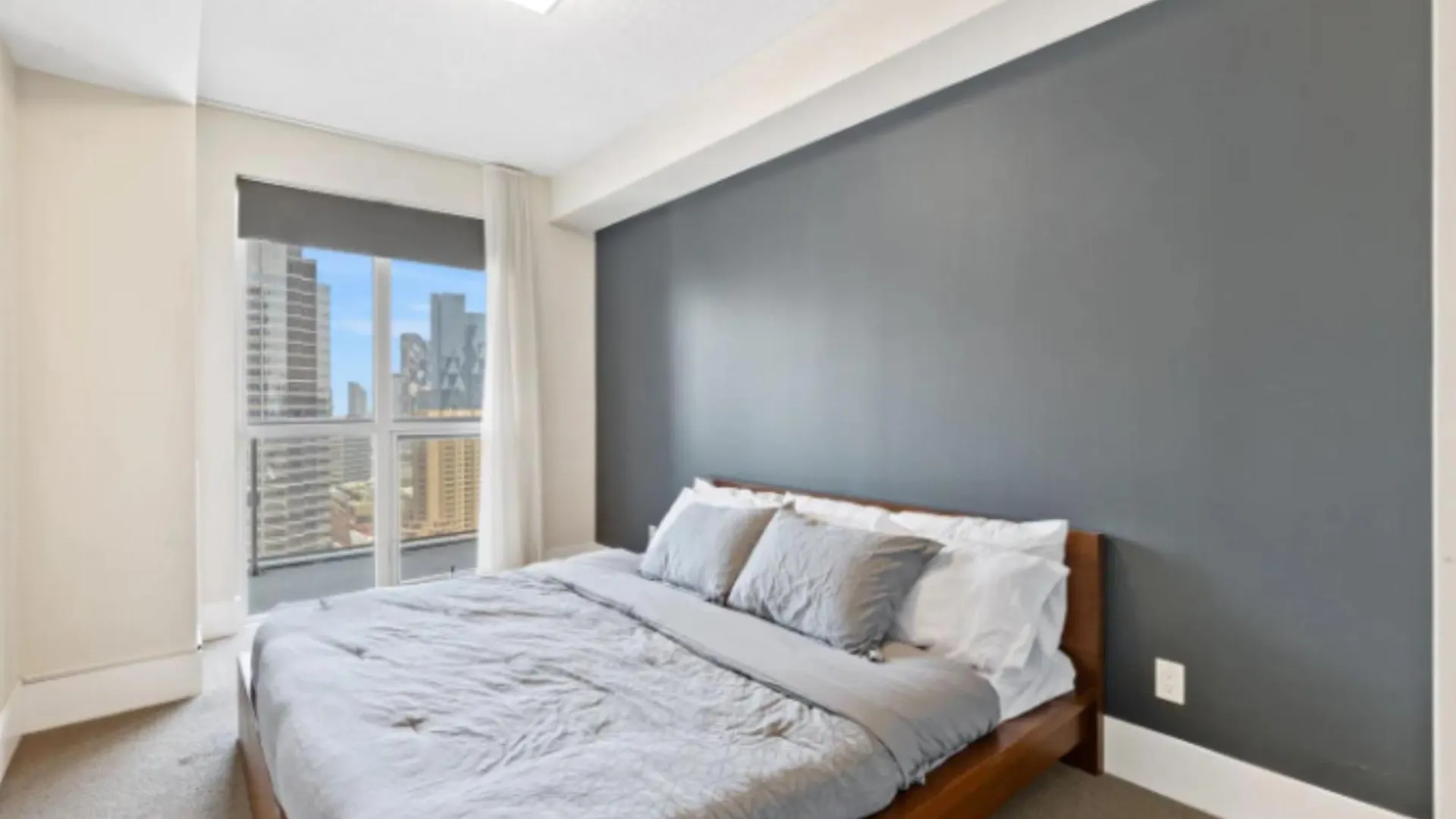 Comfort Iceboat Suites Lakeview & Free Parking Toronto Apartment