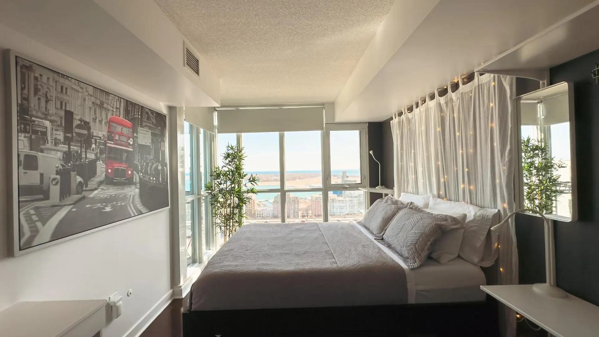Apartment Comfort Iceboat Suites Lakeview & Free Parking Toronto Canada