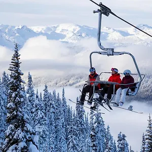 https://northstar-by-cozystay-signature-whistler.hotels-of-whistler.com