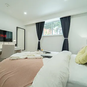With Working Space, Equipped Kitchen, Comfortable Bed Toronto